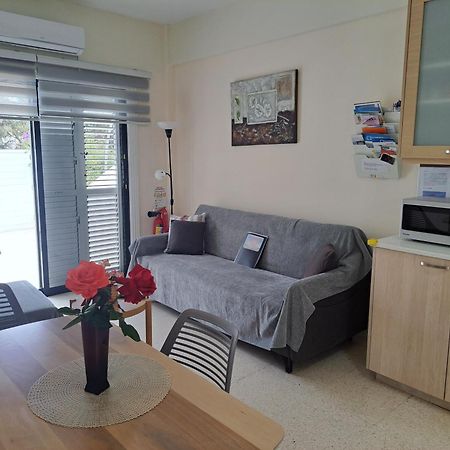 House Near The Beach Perivolia Bagian luar foto