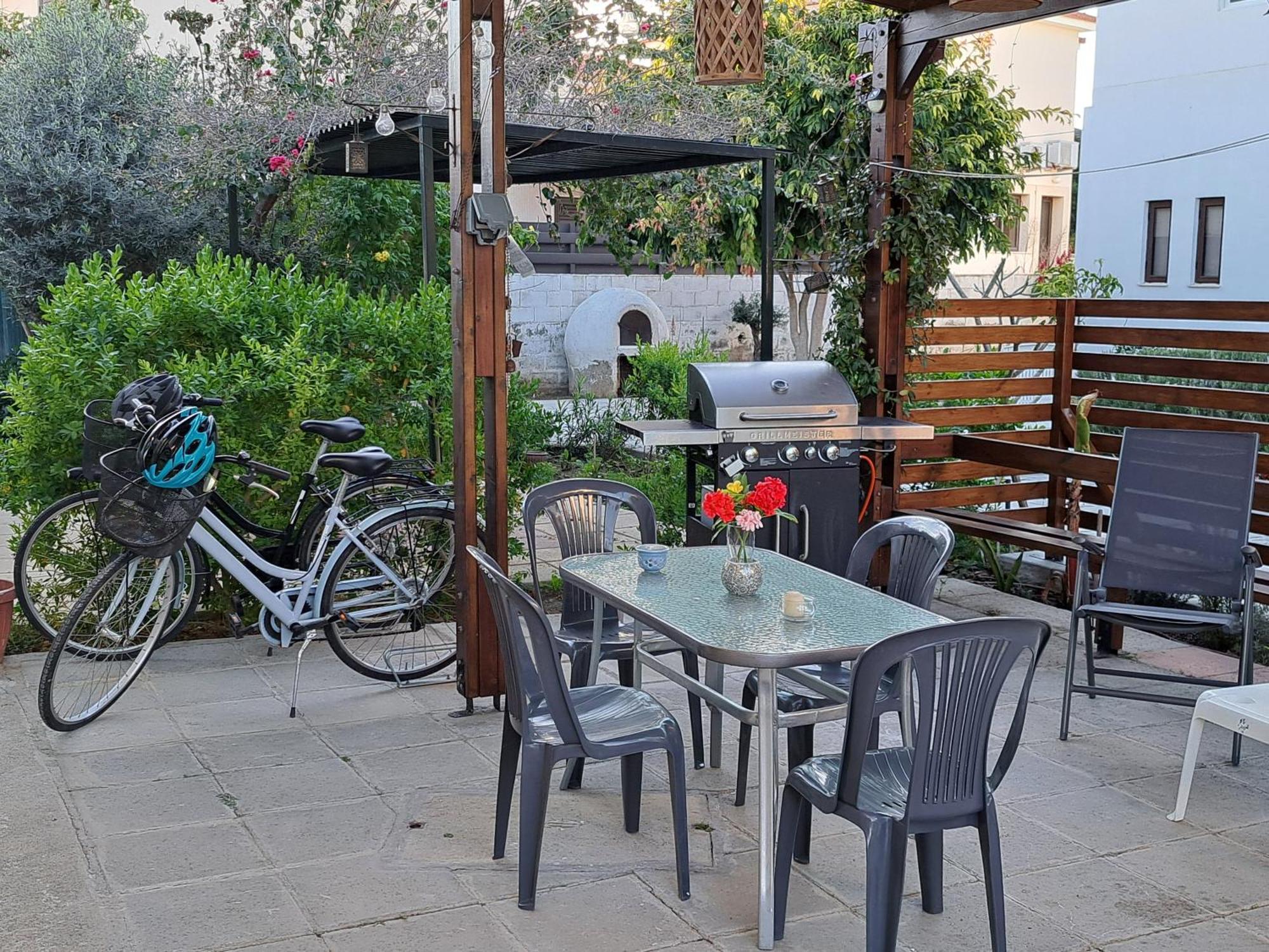 House Near The Beach Perivolia Bagian luar foto