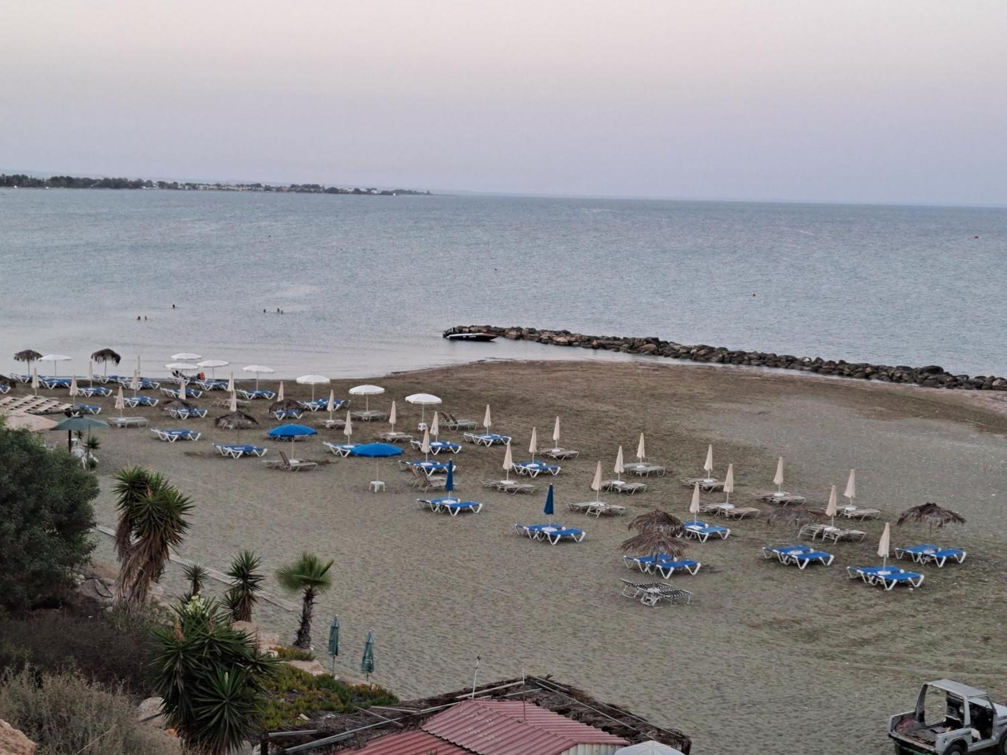 House Near The Beach Perivolia Bagian luar foto
